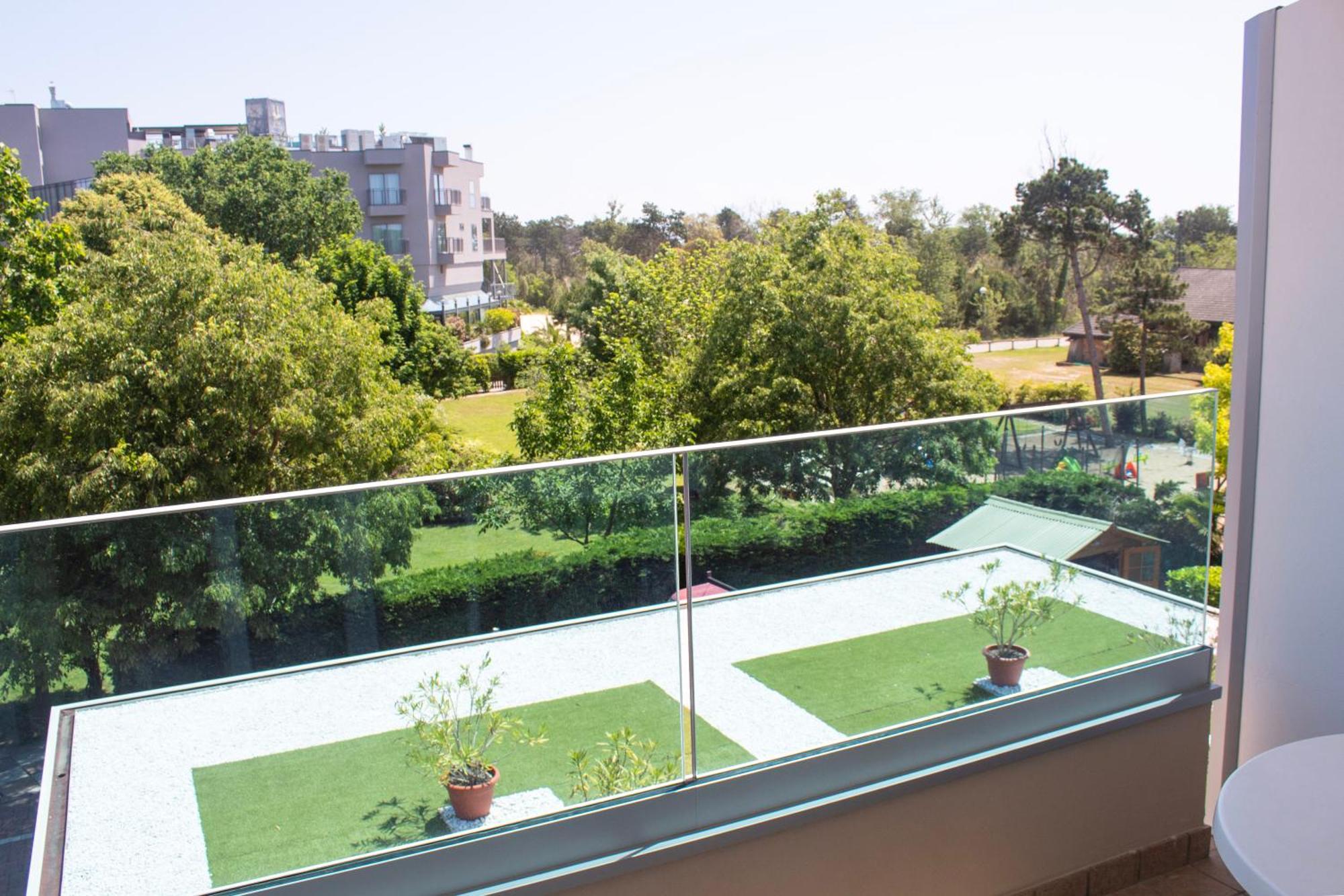 Hotel Hiki 3 Superior Bibione Exterior foto