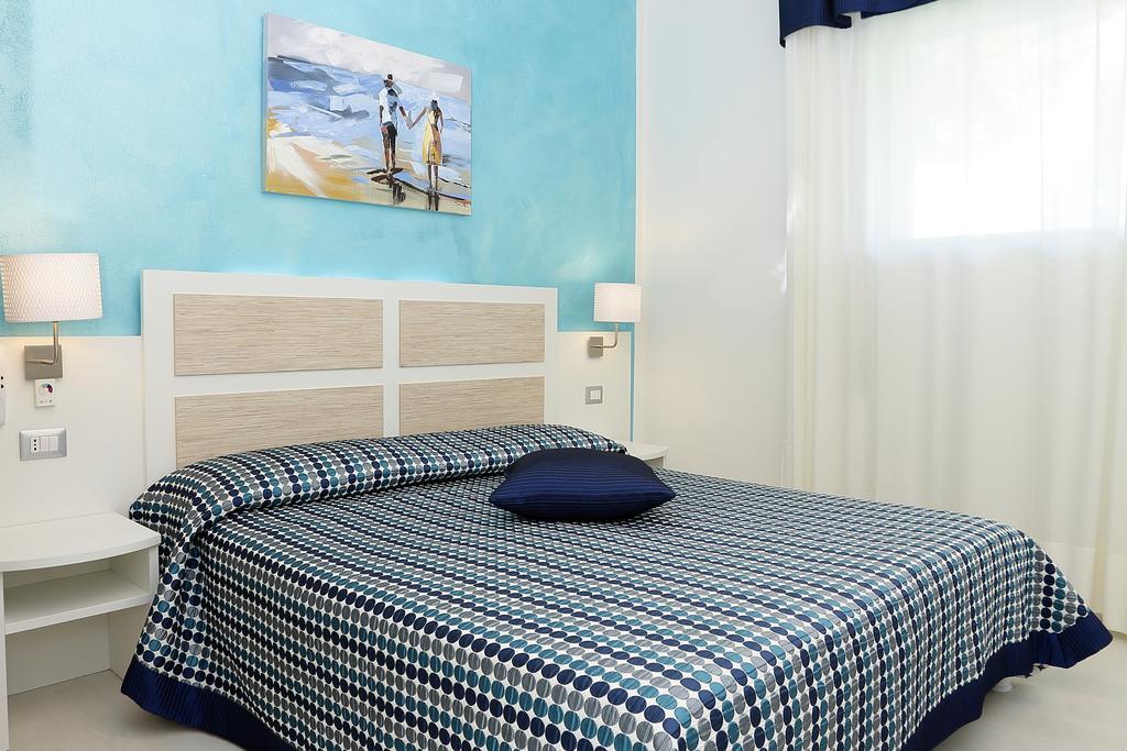 Hotel Hiki 3 Superior Bibione Exterior foto